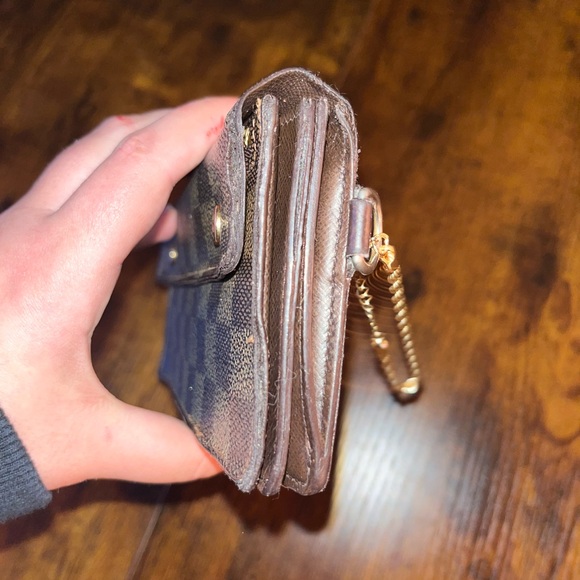 Louis Vuitton Damier wallet - Picture 4 of 11